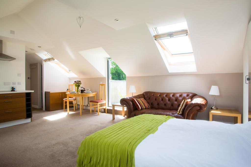 The Mill Studio Apartamento Biggar Habitación foto